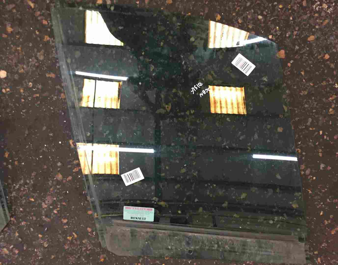 Renault Scenic MK1 1999-2003 Drivers OSF Front Window Glass Main