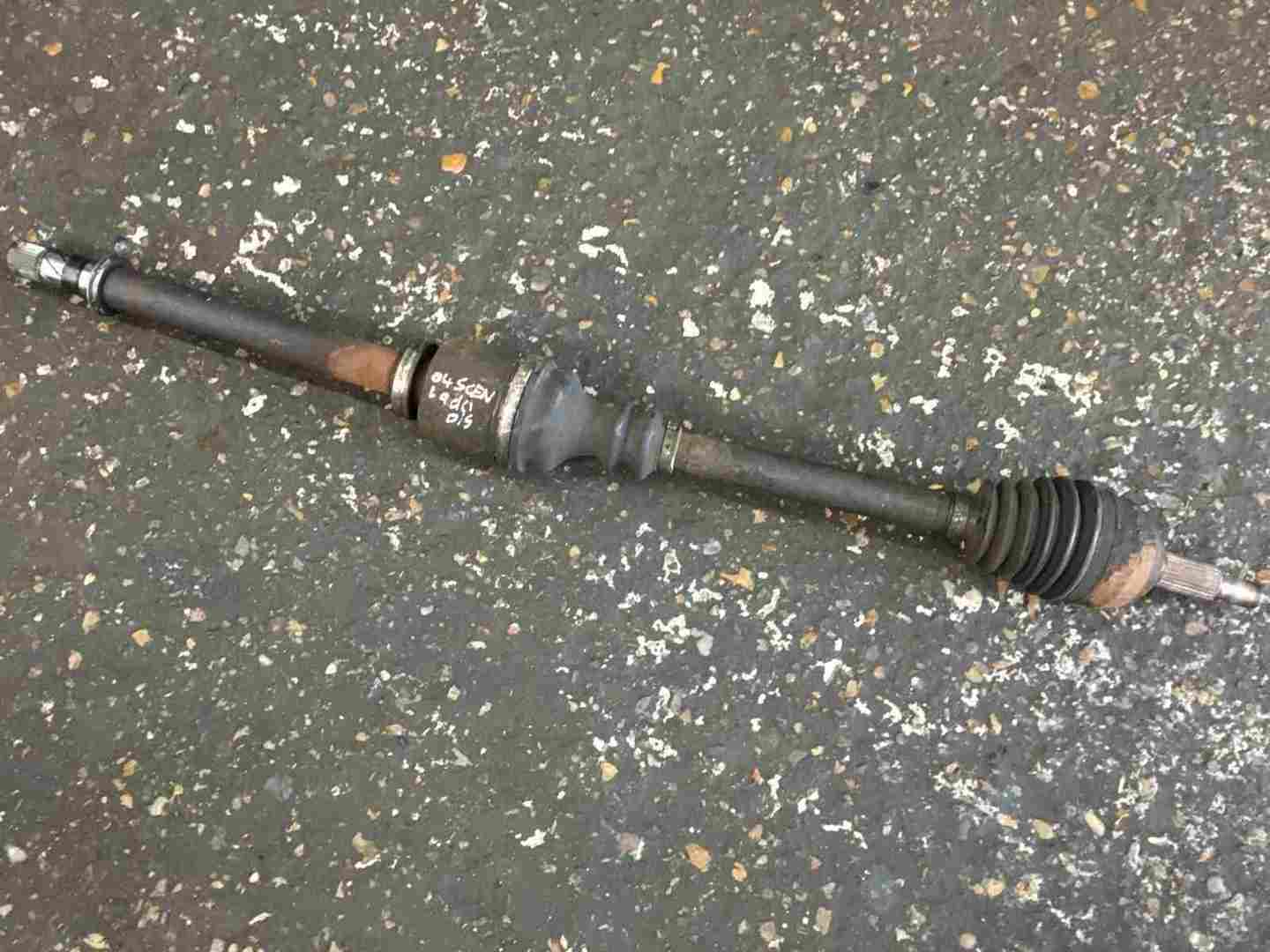 Renault Scenic MK2 2003-2009 1.9 DCi Drivers OSF Front Driveshaft
