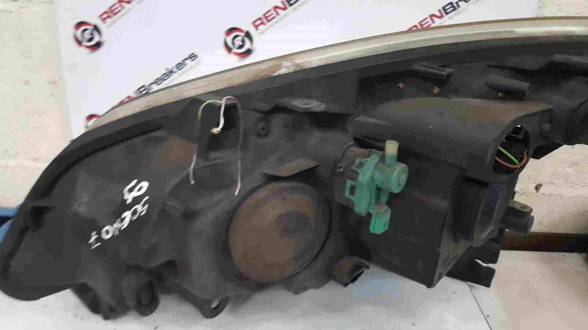 Thumb 2 Renault Scenic MK2 2006-2009 Drivers OSF Front Headlight CLOUDY