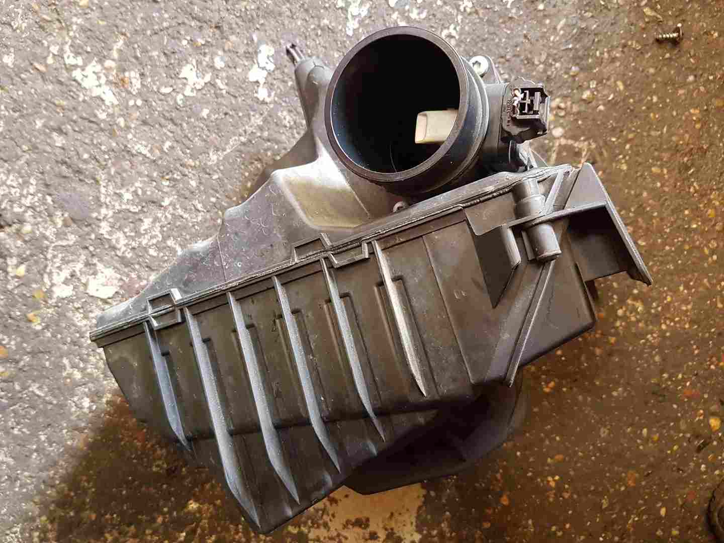 Thumb 2 Renault Scenic MK3 2009-2013 1.5 DCI Airbox Filter Housing BOX