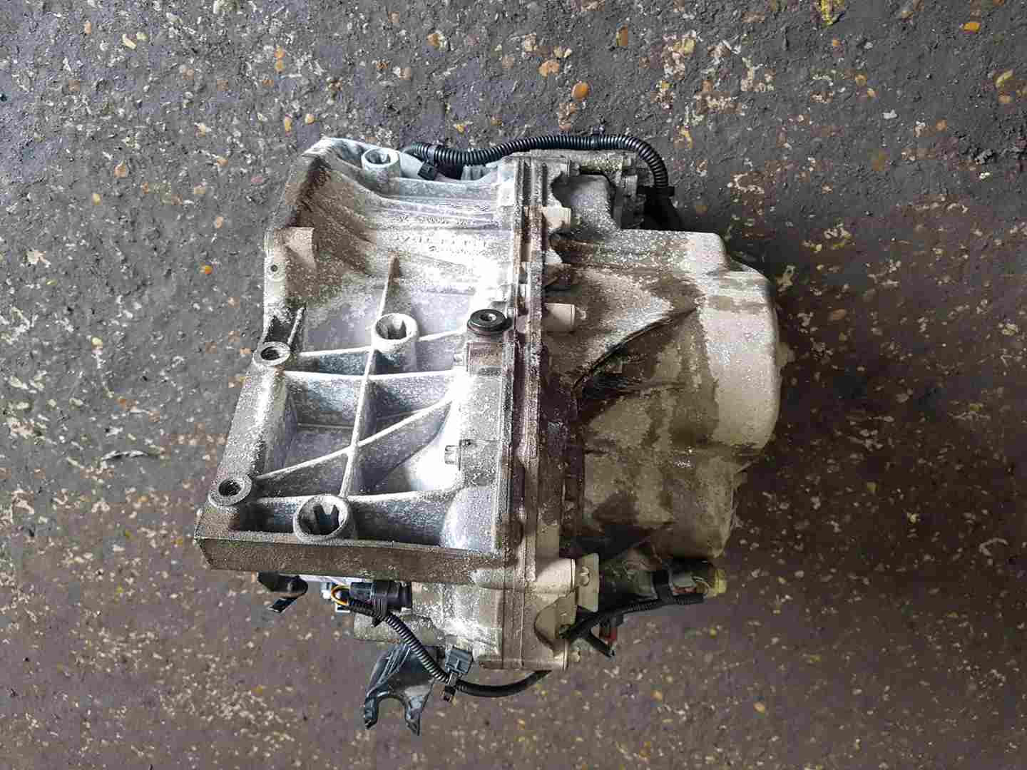 Thumb 2 Renault Scenic MK3 2009-2013 1.5 DCI Automatic Gearbox DC4 001 spares only