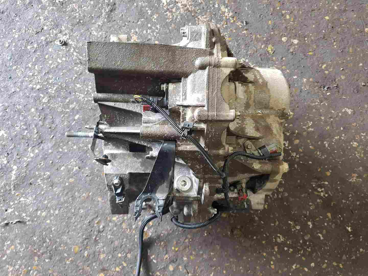 Thumb 4 Renault Scenic MK3 2009-2013 1.5 DCI Automatic Gearbox DC4 001 spares only