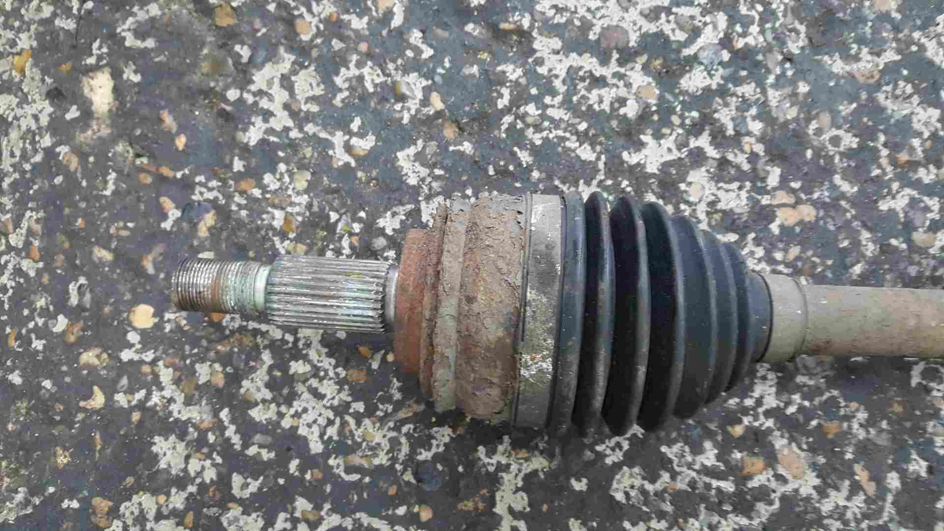 Thumb 2 Renault Scenic MK3 2009-2013 1.9 DCi Drivers OSF Front Driveshaft