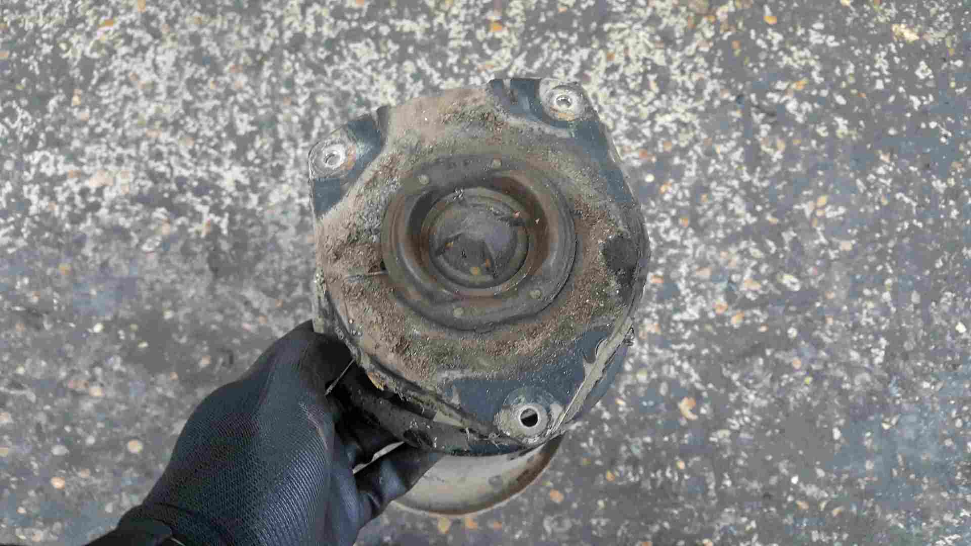 Renault Scenic MK3 2009-2013 1.9 DCi Passenger NSF Front Spring Suspension Leg