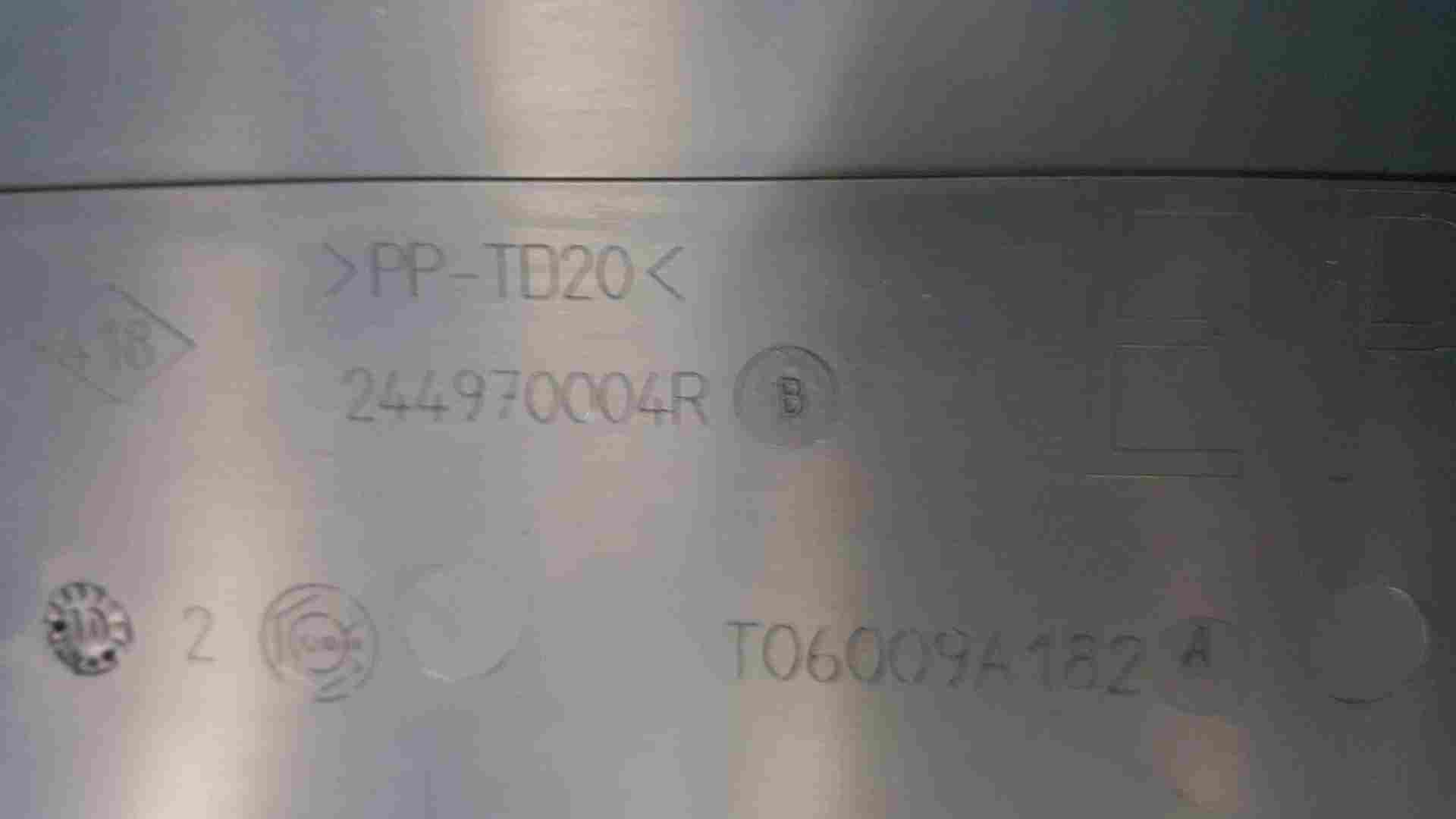 Thumb 3 Renault Scenic MK3 2009-2013 Battery Cover LID Plastic 244970004R