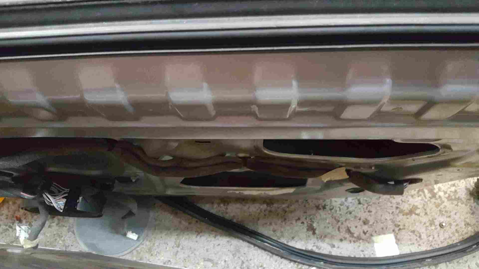 Thumb 2 Renault Scenic MK3 2009-2013 Drivers OSF Front Door Silver TED69