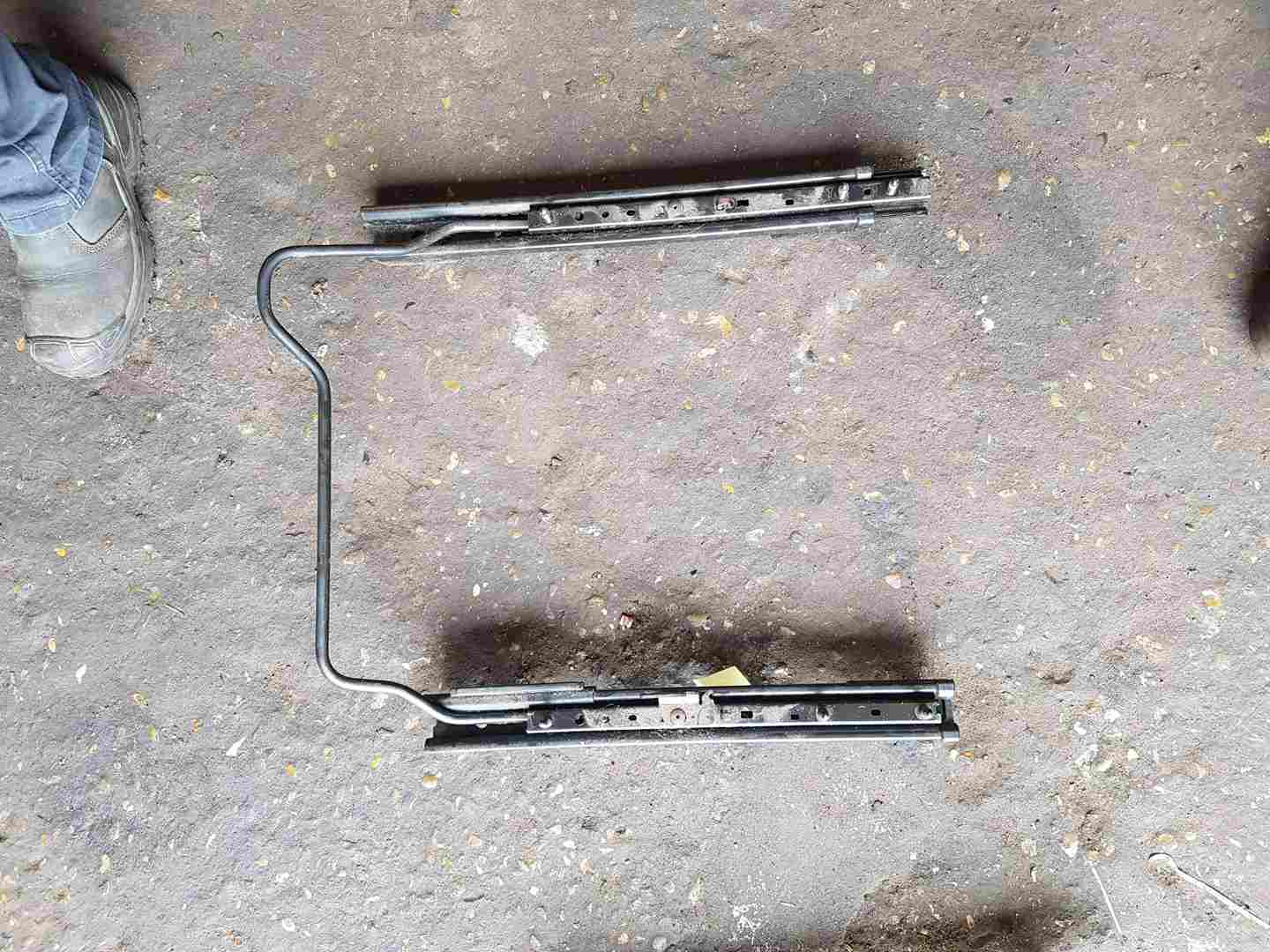 Thumb 2 Renault Scenic MK3 2009-2013 Drivers OSF Front Seat Runners Runner Rails