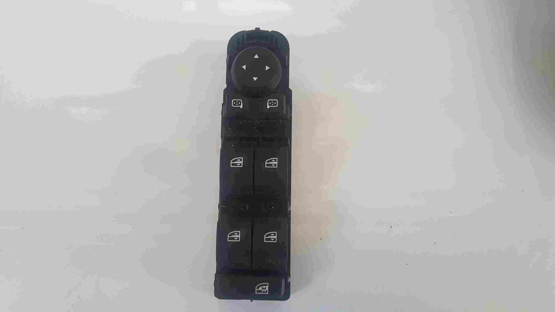 Thumb 3 Renault Scenic MK3 2009-2013 Drivers OSF Front Window Switch Set Mirror Adjuster