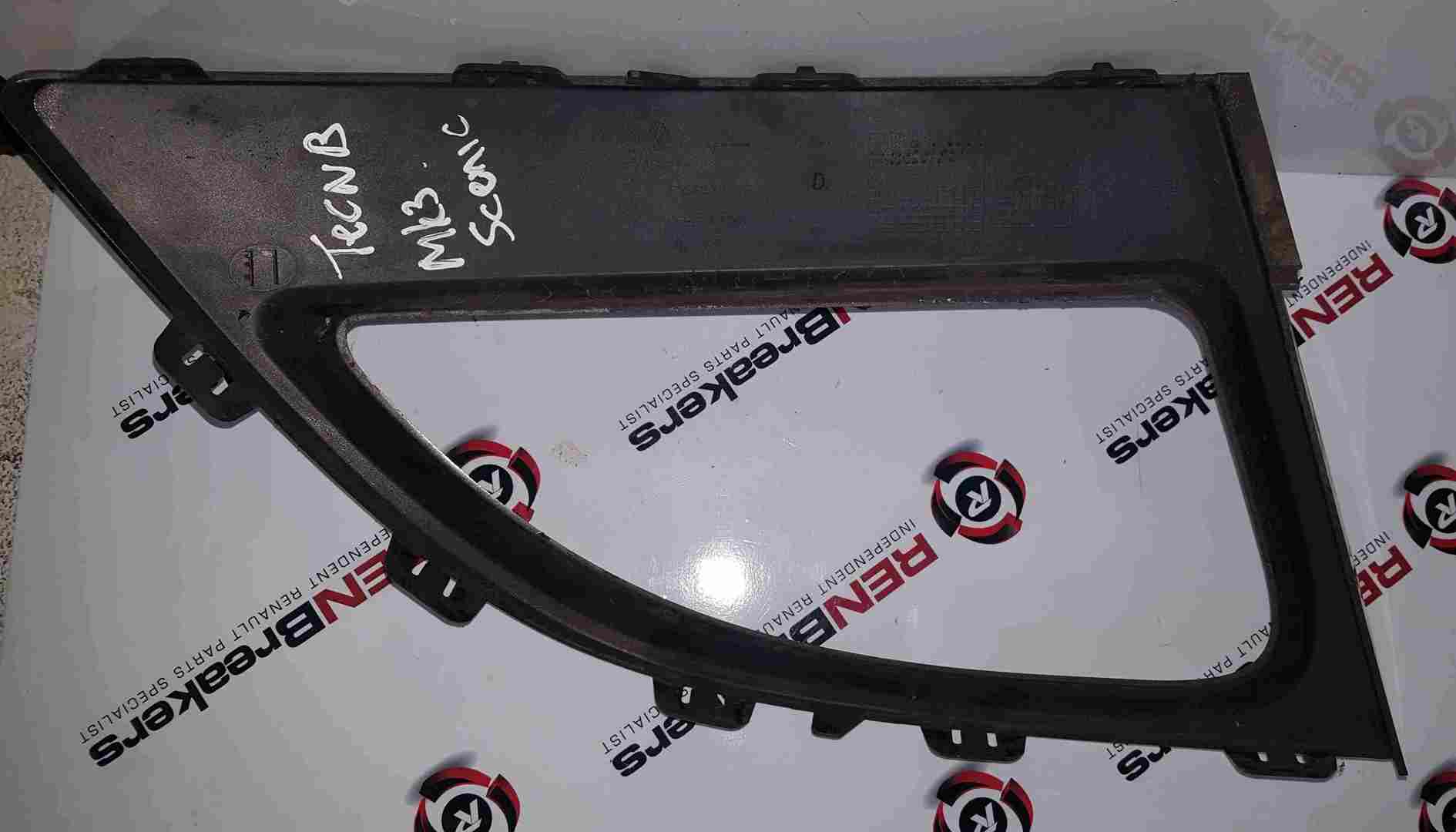 Renault Scenic MK3 2009-2013 Passenger NSF Front Bumper Surround Bronze TECNB