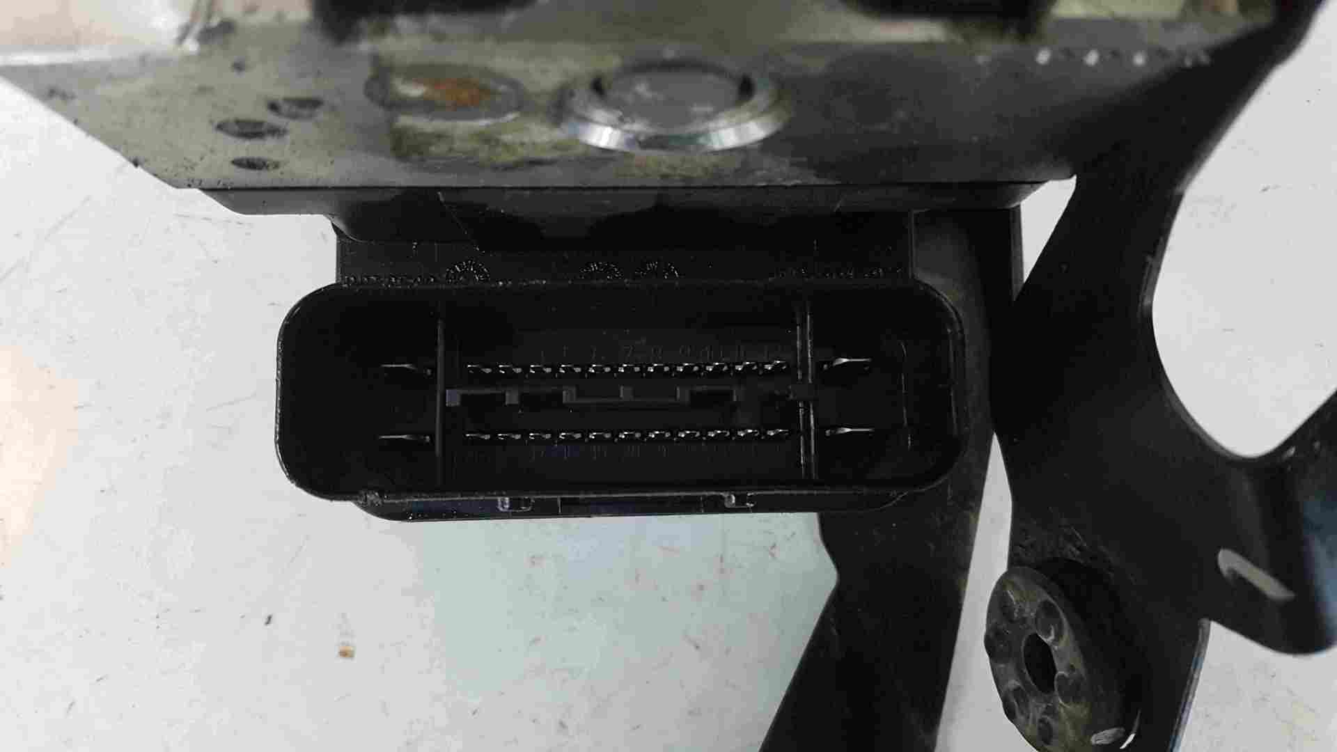 Renault Scenic MK3 2009-2016 ABS Pump Unit 476608102R koleos