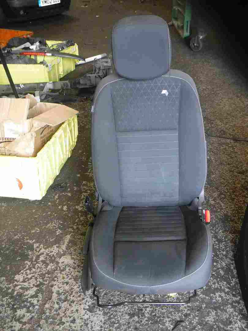 Renault Scenic MK3 2009-2016 Drivers OSF Front Chair Seat