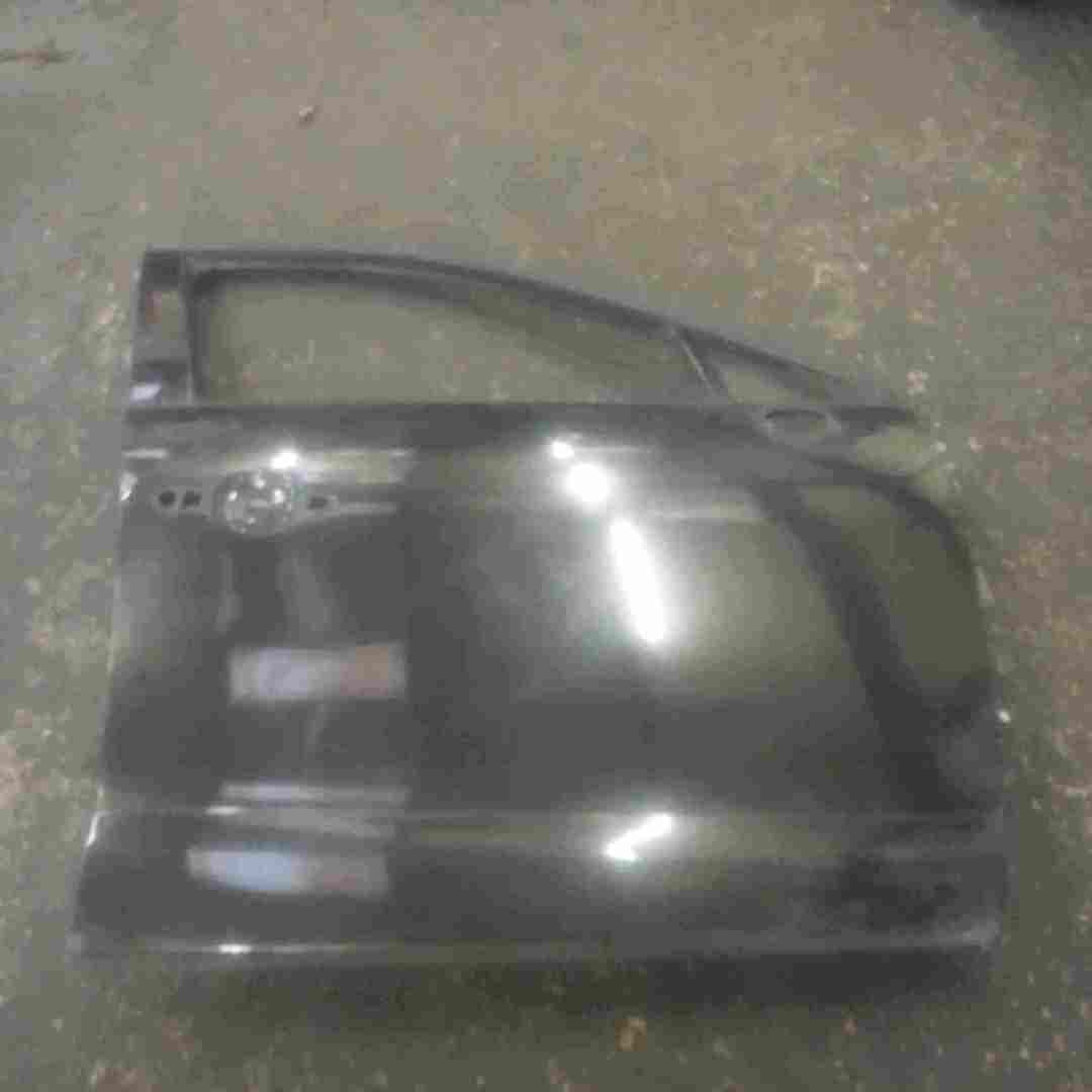 Renault Scenic MK3 2009-2016 Drivers OSF Front Door Black 676