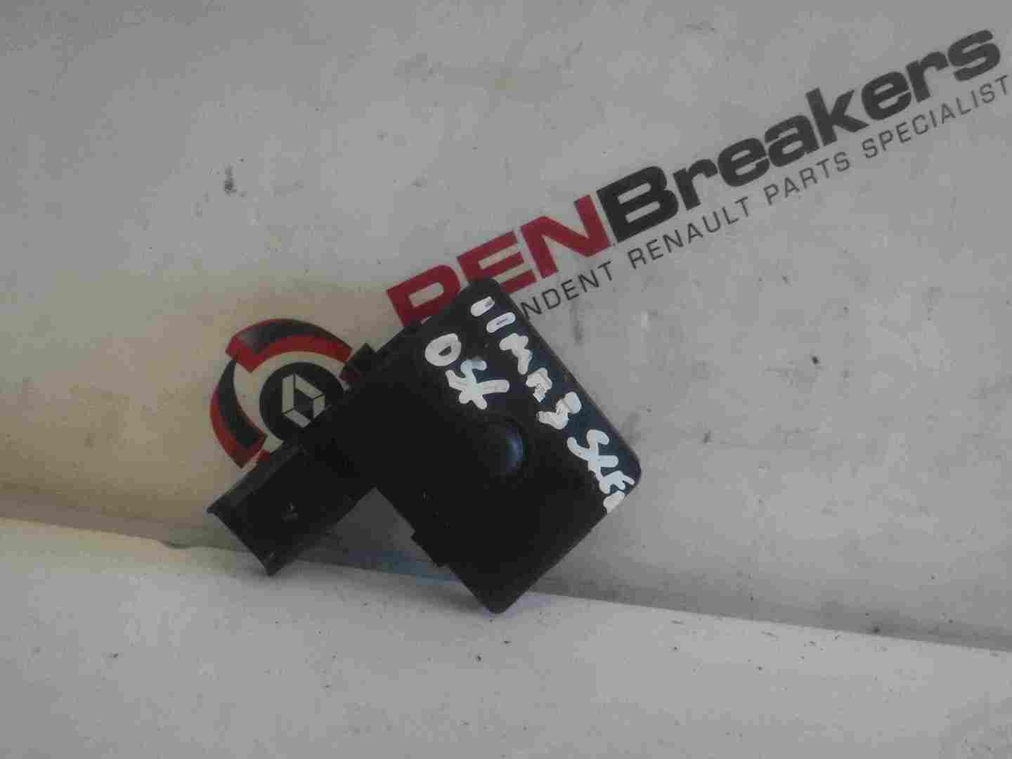 Renault Scenic MK3 2009-2016 Drivers OSF Front Handle Keyless Entry