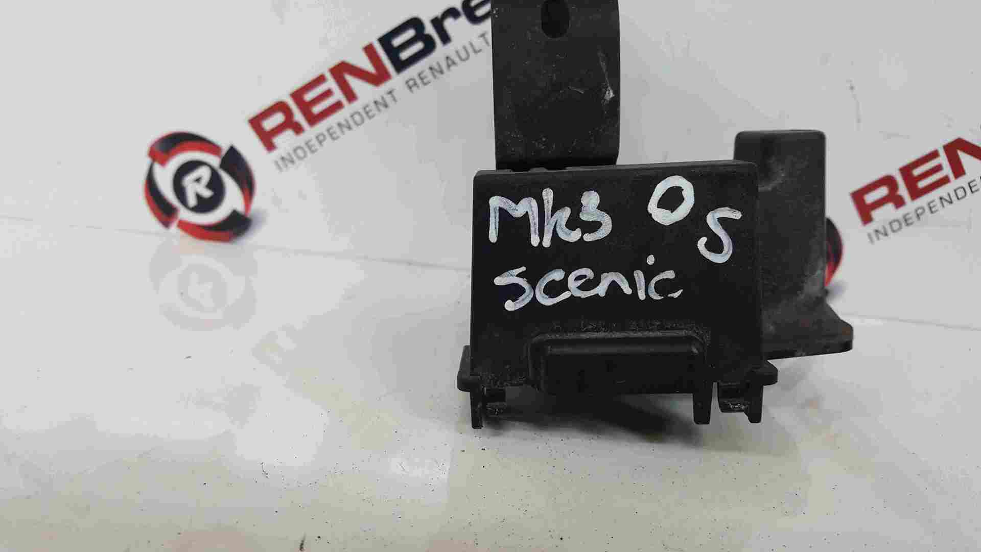 Thumb 2 Renault Scenic MK3 2009-2016 Drivers OSF Front Headlight Bonnet Mount Brackets
