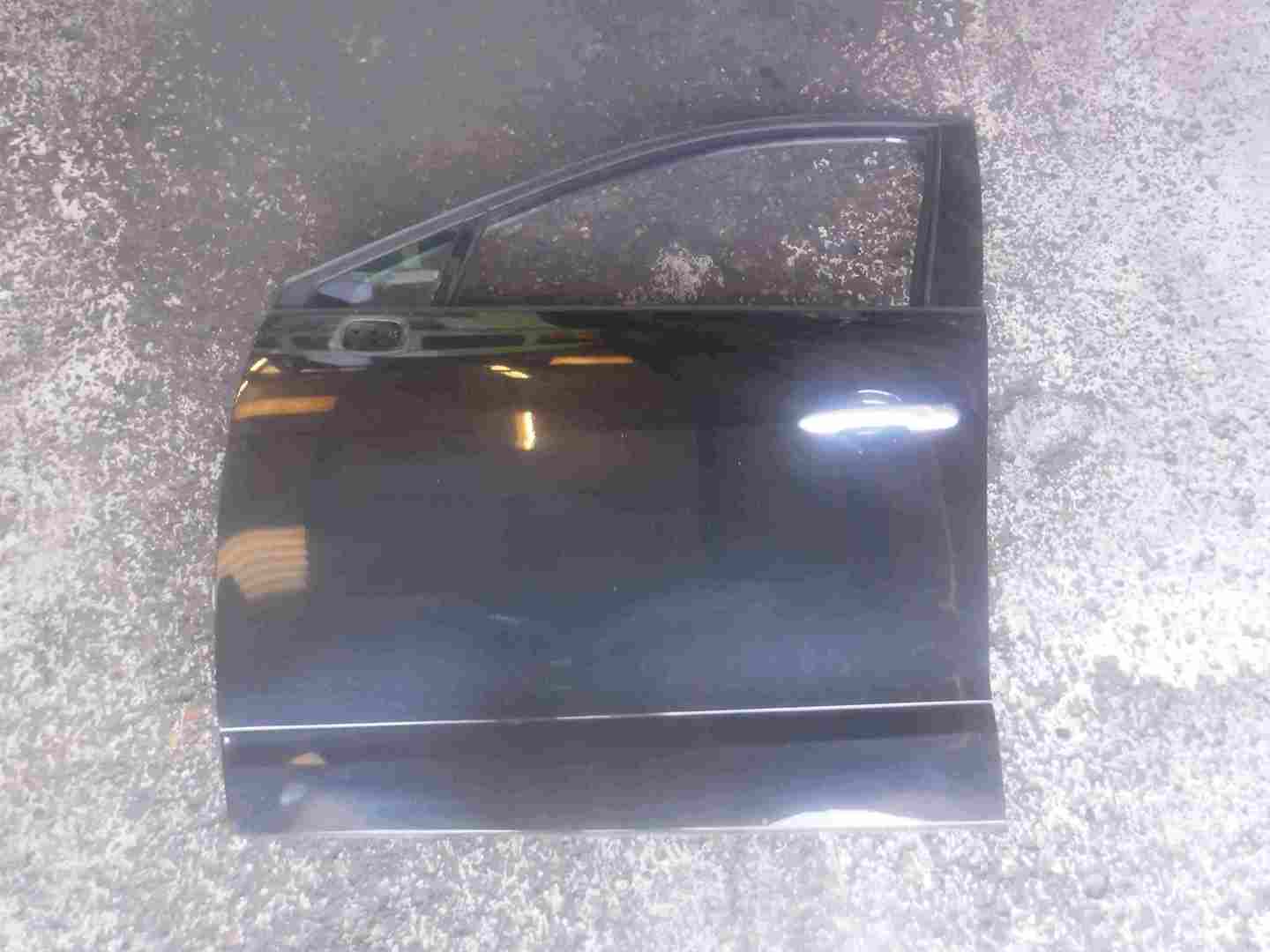 Renault Scenic MK3 2009-2016 Passenger NSF Front Door Black 676