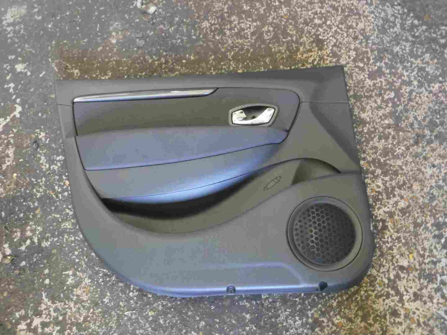 Renault Scenic MK3 2009-2016 Passenger NSF Front Door Card