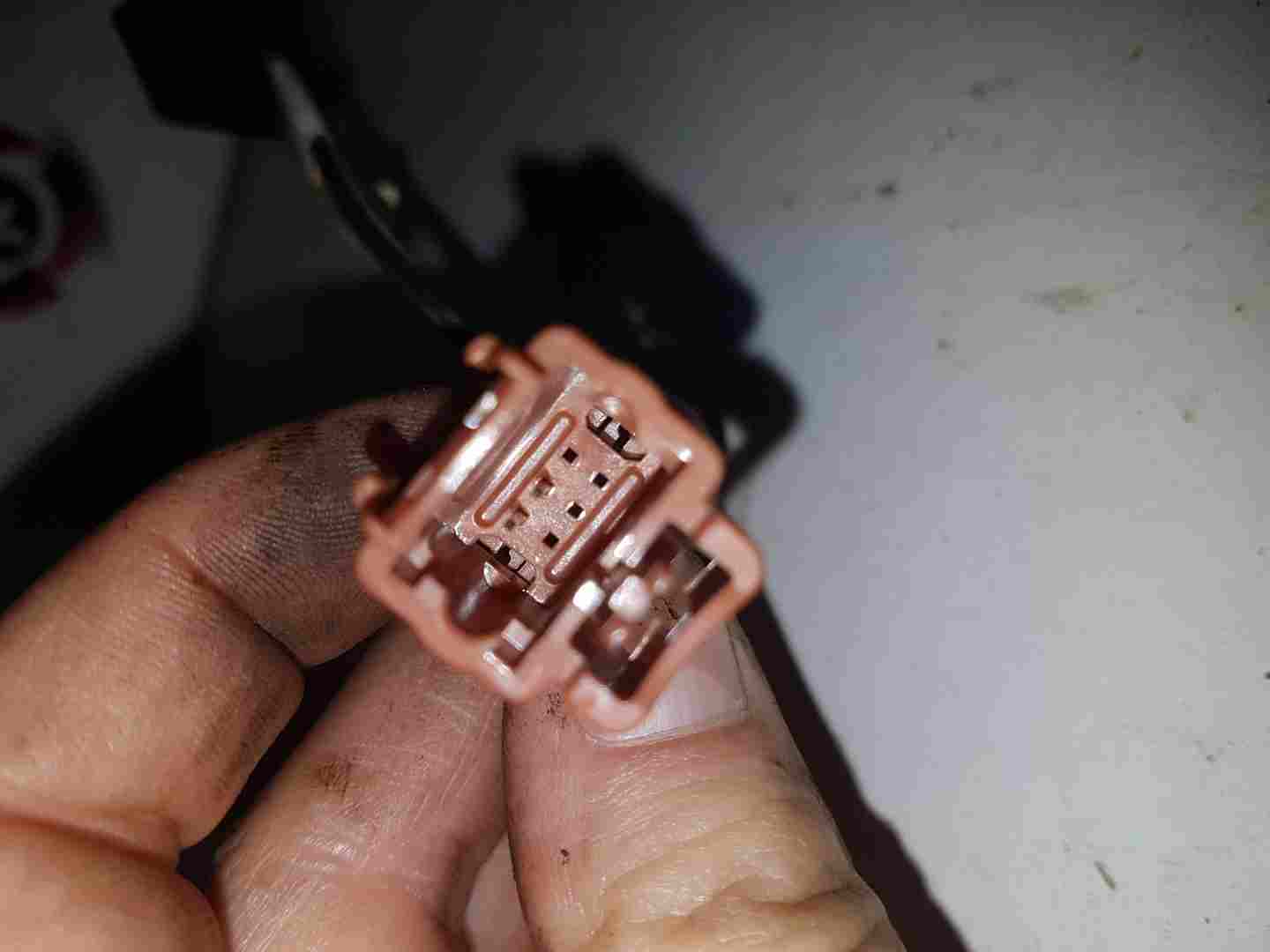 Thumb 5 Renault Scenic MK3 2013-2016 277200004R Temperature Sensor 277200004r
