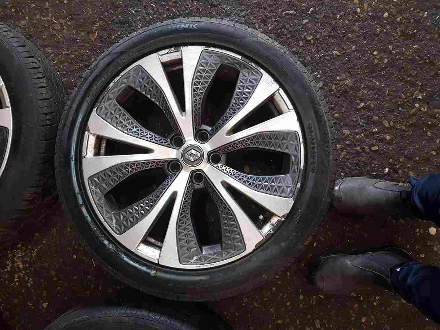 Thumb 7 Renault Scenic MK4 2016-2022 Alloy Wheel + Tyre 195 55 20 20 Inch 6Mm 403006686R