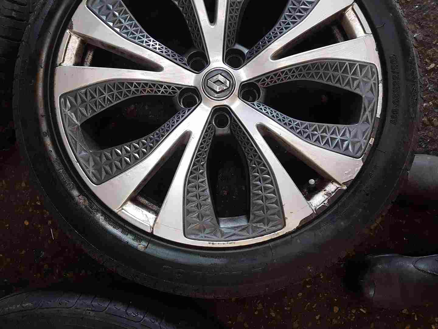 Thumb 5 Renault Scenic MK4 2016-2022 Alloy Wheel + Tyre 195 55 20 20 Inch 6Mm 403006686R