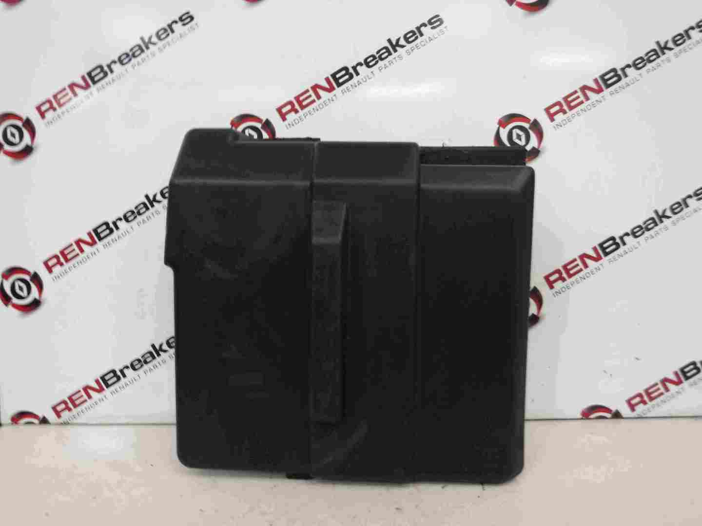 Renault Trafic 2001-2006 Fuse Cover Plastic