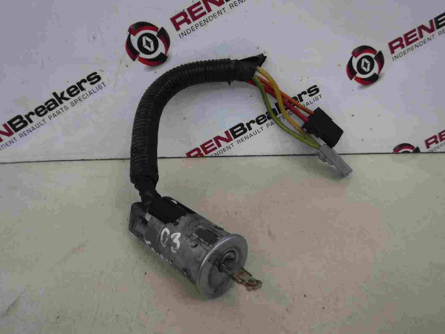Renault Trafic 2001-2006 Ignition Barrel + Key 8200232418