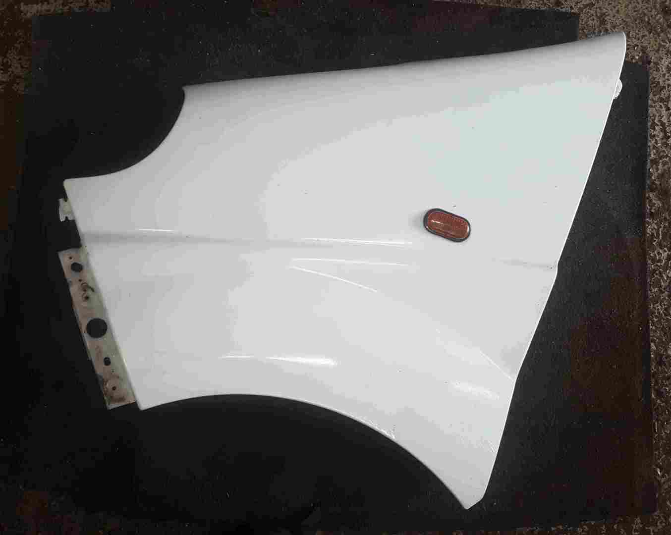 Thumb 3 Renault Trafic 2001-2006 Passenger NS Wing White OD31