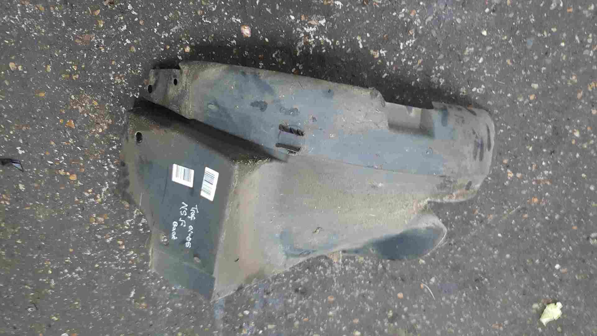 Thumb 2 Renault Trafic 2001-2006 Passenger NSF Front Arch Liner Back Part