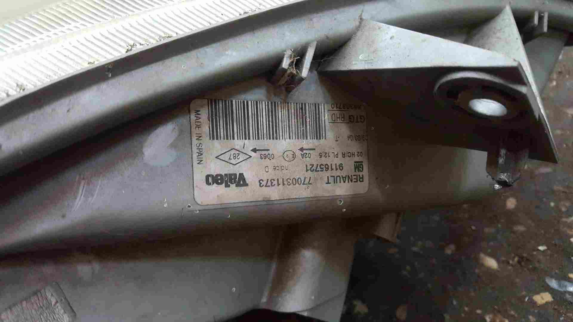 Thumb 3 Renault Trafic 2001-2006 Passenger NSF Front Headlight 7700311373