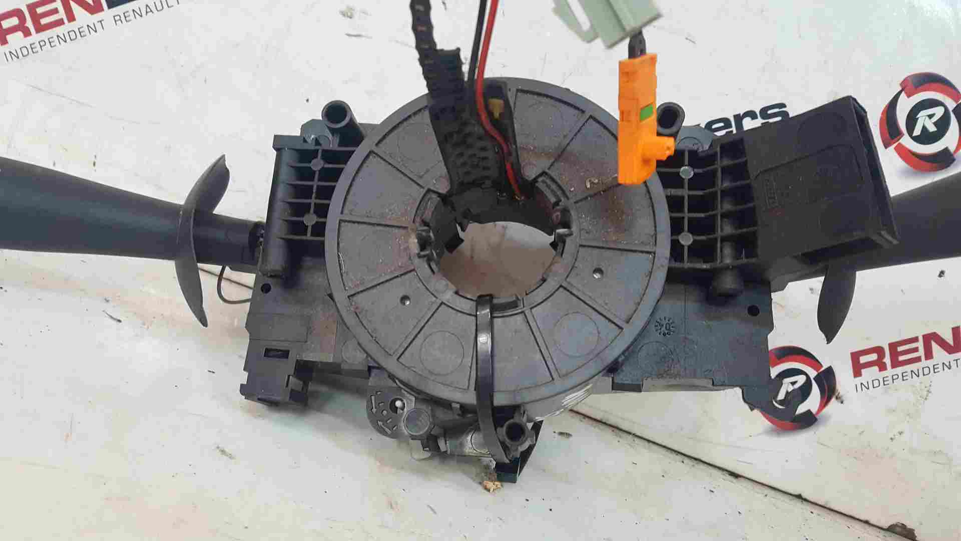 Thumb 3 Renault Trafic 2001-2006 Steering Wheel Squib Clock Spring 8200070265