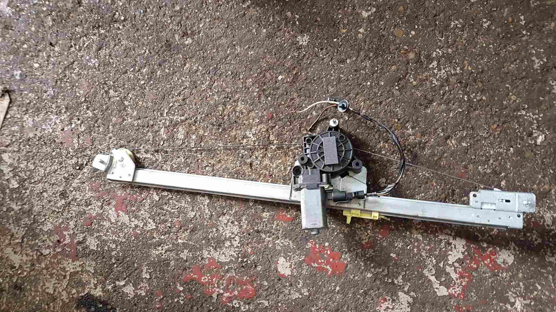 Renault Trafic 2006-2014 Passenger NSF Front Window Motor + Regulator