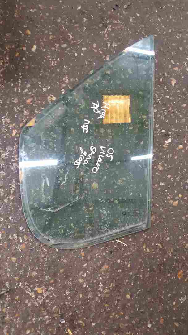 Thumb 2 Renault Trafic MK2 2001-2006 NSF Passenger Window Glass Smaller Quarter