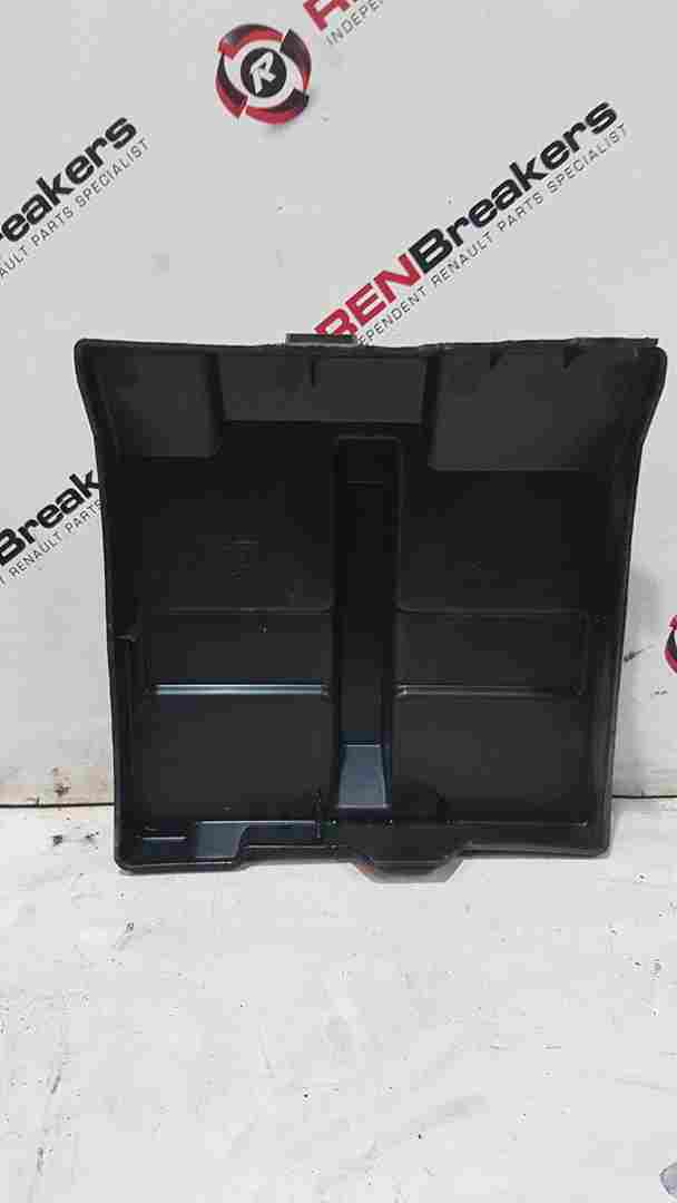Thumb 3 Renault Trafic MK2 2006-2014 Fuse Cover Plastic 8200490003