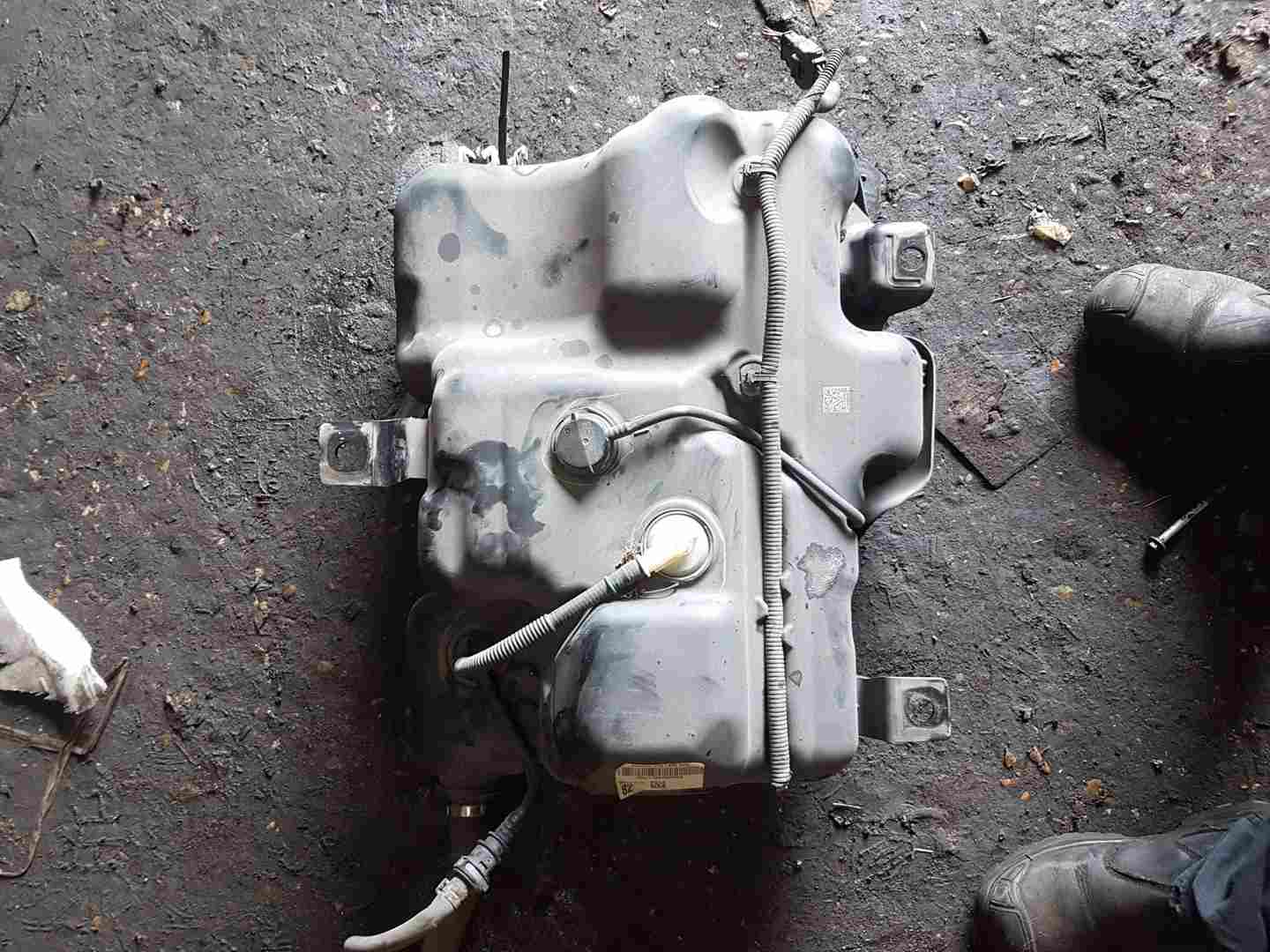 Thumb 4 Renault Trafic MK3 2014-2018 1.6 DCI Ad Blue Tank