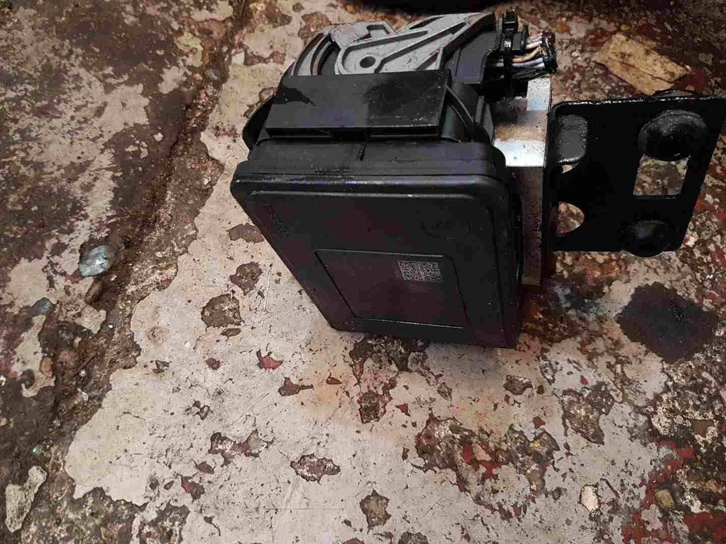 Thumb 4 Renault Trafic MK3 2014-2018 1.6 DCI Diesel ABS Pump Modulator 476601418R