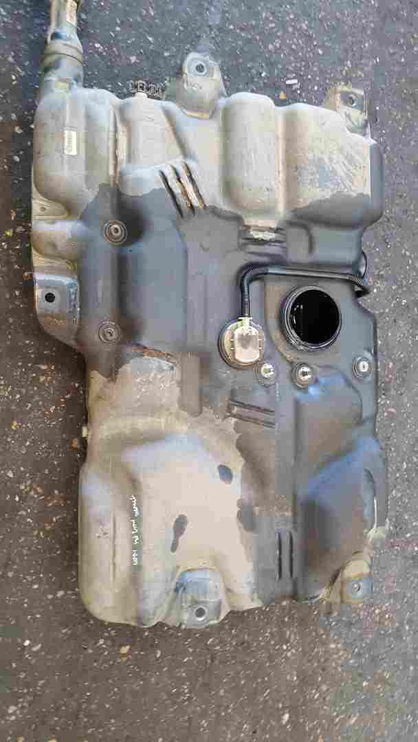 Thumb 6 Renault Trafic MK3 2014-2018 1.6 DCI Diesel Fuel Tank 8201497675
