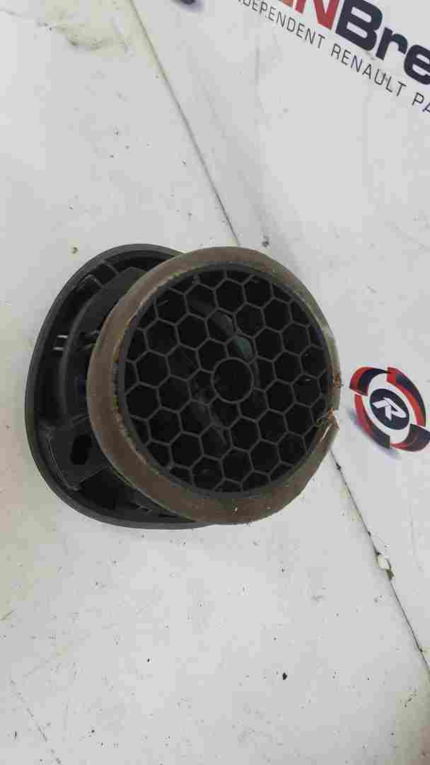 Thumb 5 Renault Trafic MK3 2014-2018 Dash Vent 687601310R OSF NSF 687601310r