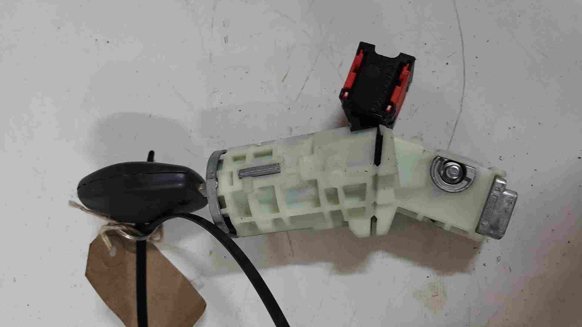 Thumb 10 Renault Trafic MK3 2014-2018 Ignition Barrel + KEY 487009186R