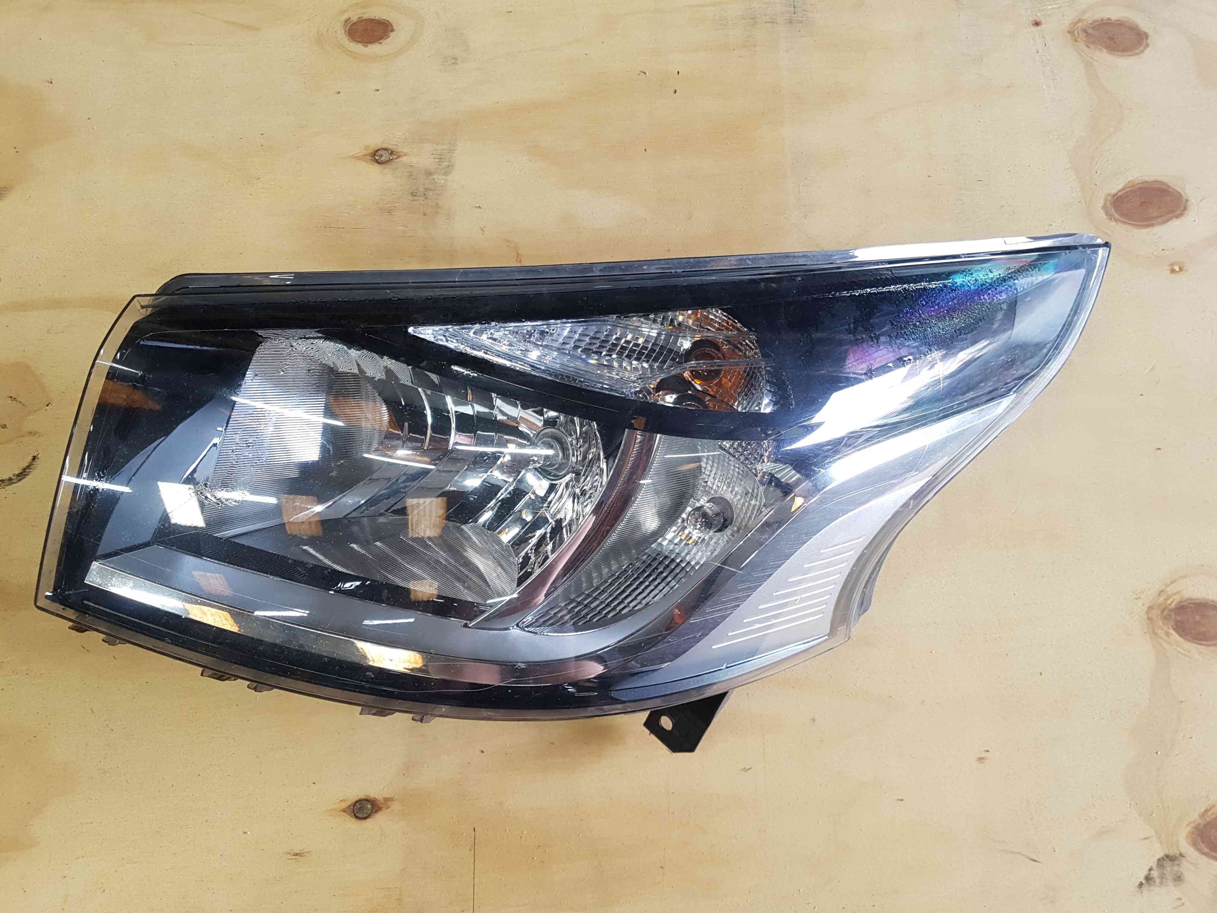 Thumb 2 Renault Trafic MK3 2014-2018 Passenger NSF Front Headlight 260609158R