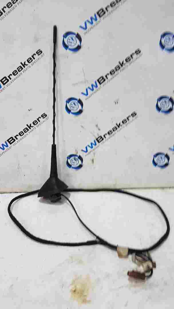Thumb 8 Renault Trafic MK3 2014-2018 Roof Radio Aerial