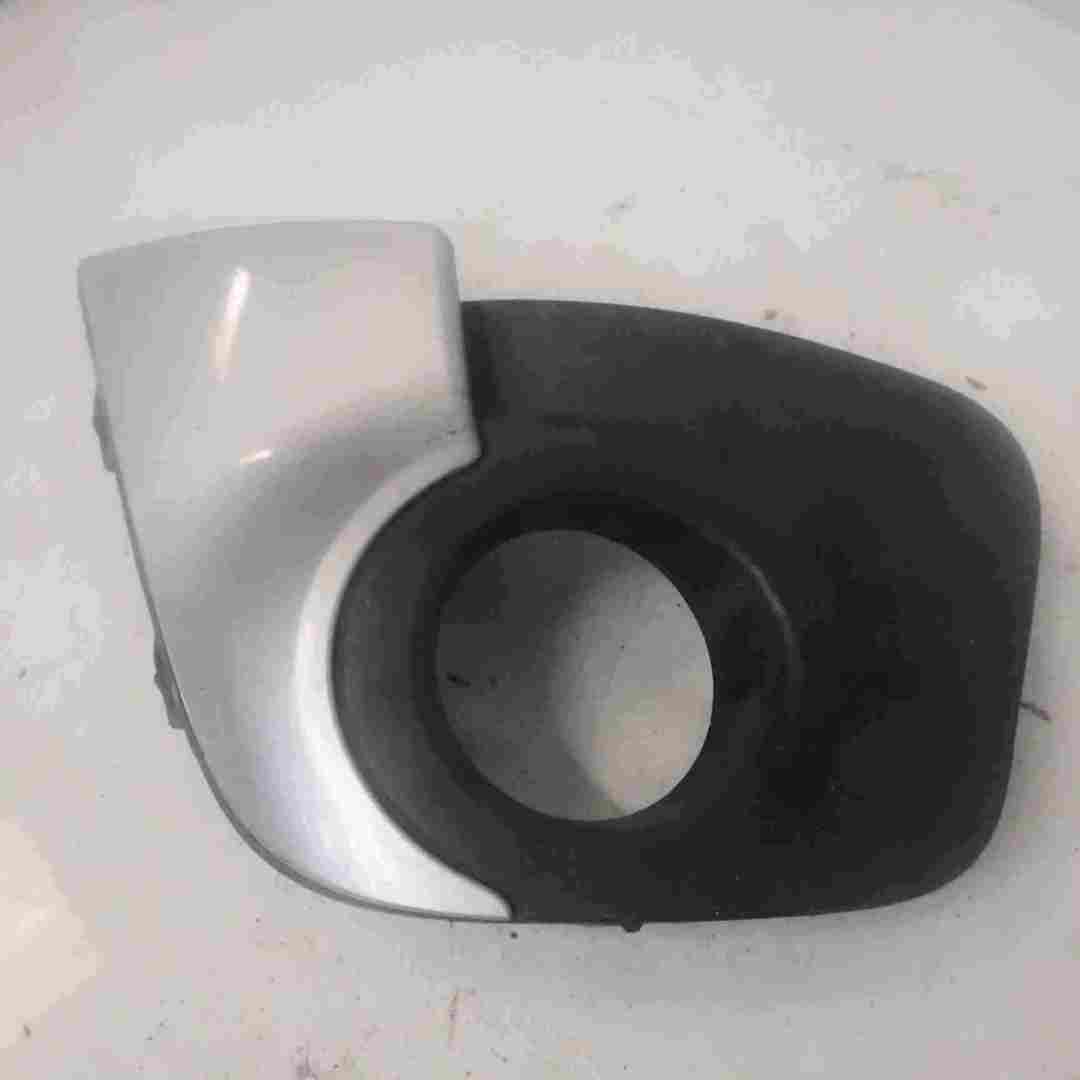 Renault Twingo 2007-2011 Drivers OSF Front Fog Light Surround Bumper