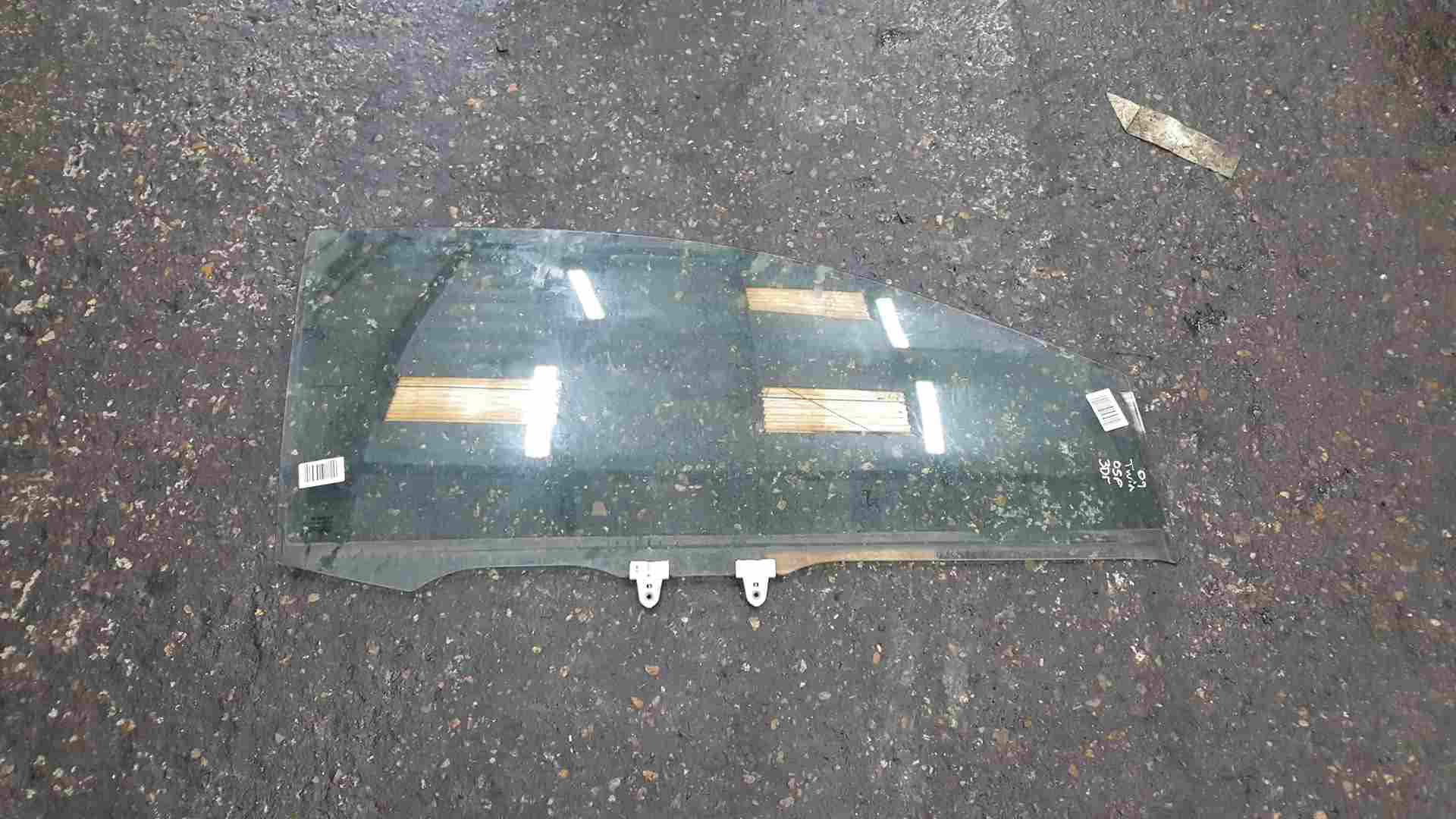 Thumb 3 Renault Twingo 2007-2011 Drivers OSF Front Window Glass 3dr