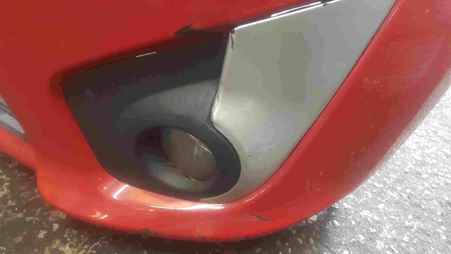 Thumb 2 Renault Twingo 2007-2011 Front Bumper Red OV727
