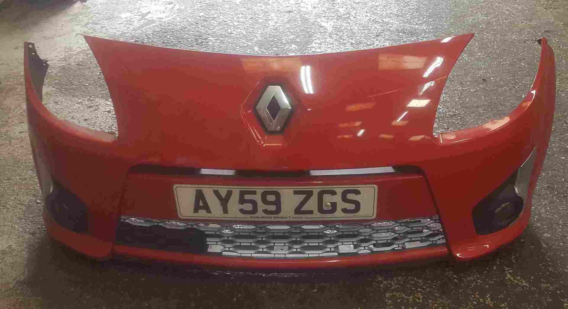 Thumb 3 Renault Twingo 2007-2011 Front Bumper Red OV727