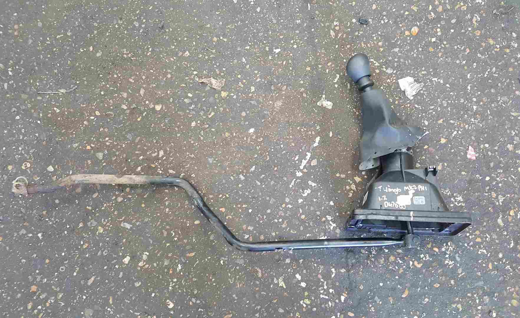 Renault Twingo 2007-2011 Gearstick Shifter Mechanism + Rod Selector 8200550461