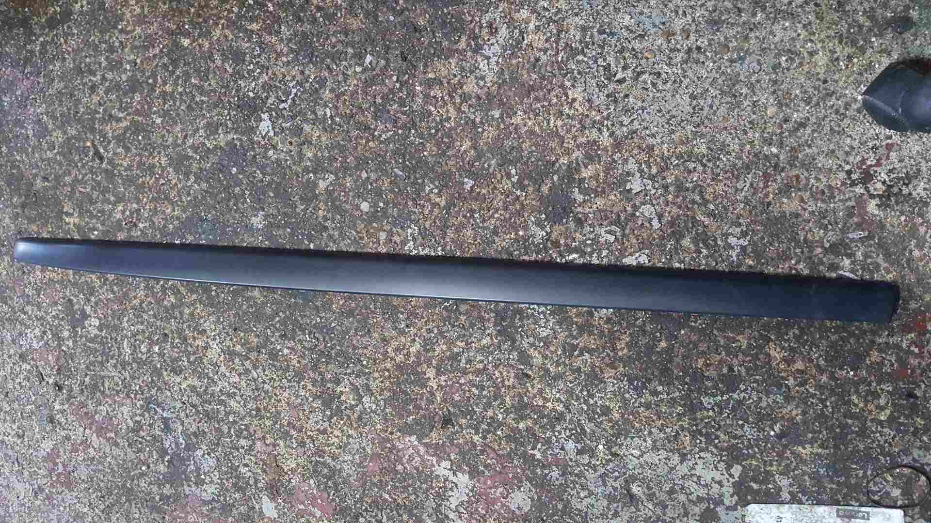 Thumb 2 Renault Twingo 2007-2011 Passenger NSF Front Door Moulding Trim 3Dr