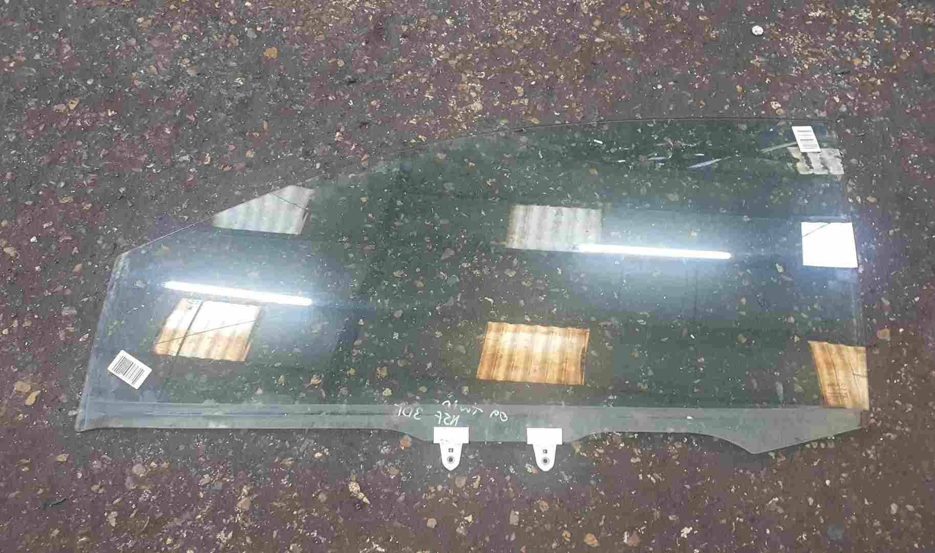 Thumb 3 Renault Twingo 2007-2011 Passenger NSF Front Window Glass 3dr