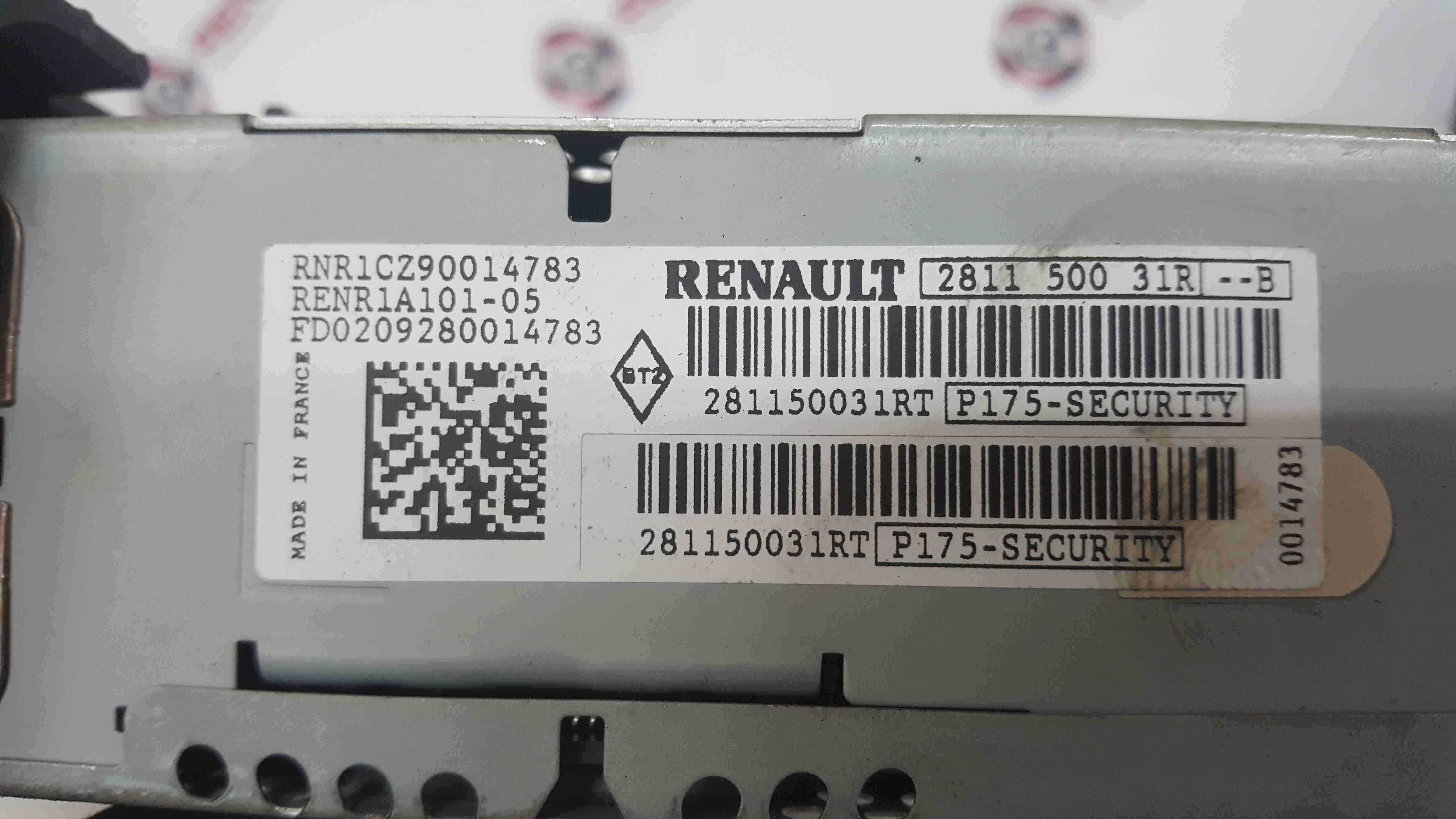 Renault Twingo 2007-2011 Radio Cd Player Unit + Code 281150031R