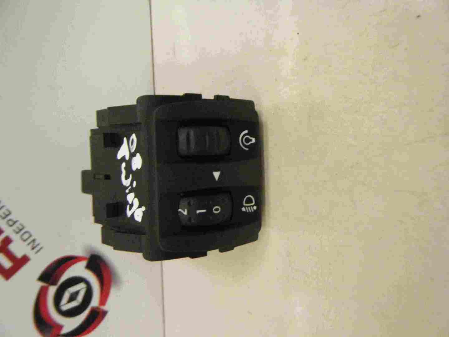 Renault Twingo 2007-2011 Headlight Higher Adjuster  Dashboard Dimmer