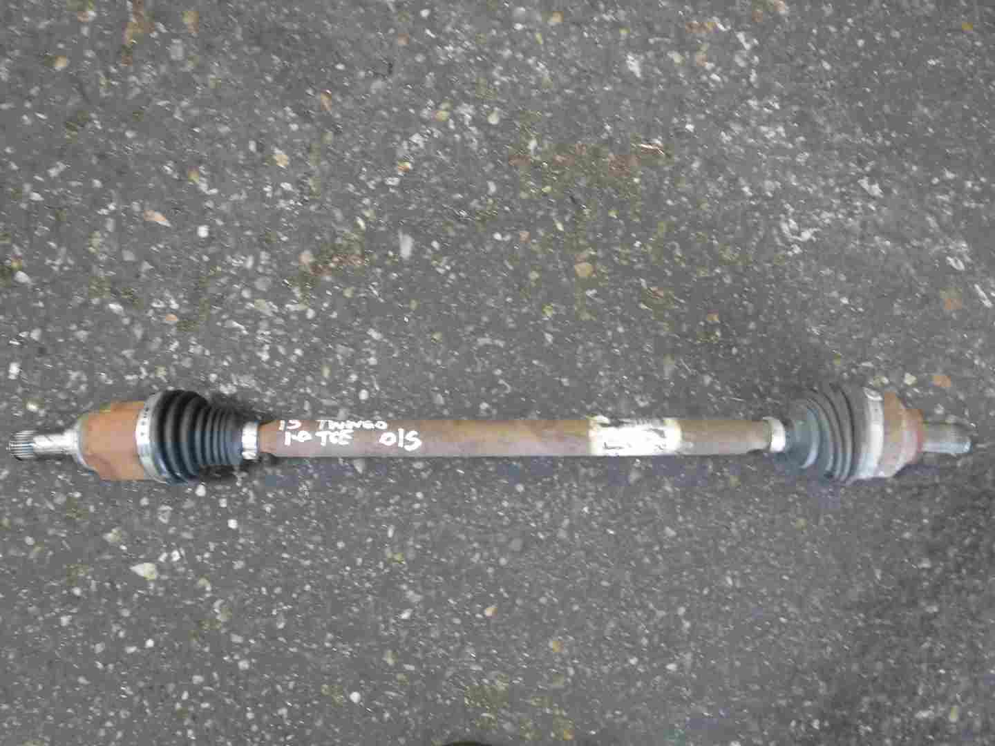 Renault Twingo 2014-2017 1.0 TCE Drivers OSR Rear Driveshaft Rear Wheel Drive