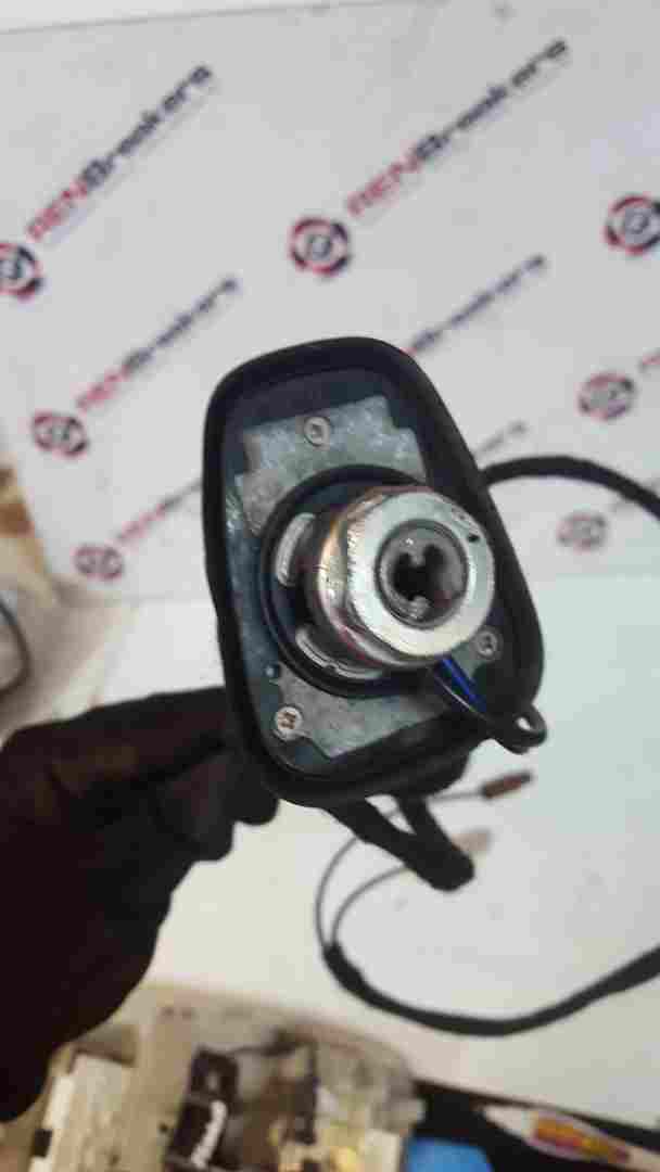 Renault Twingo 2014-2017 Roof Aerial SAT Nav